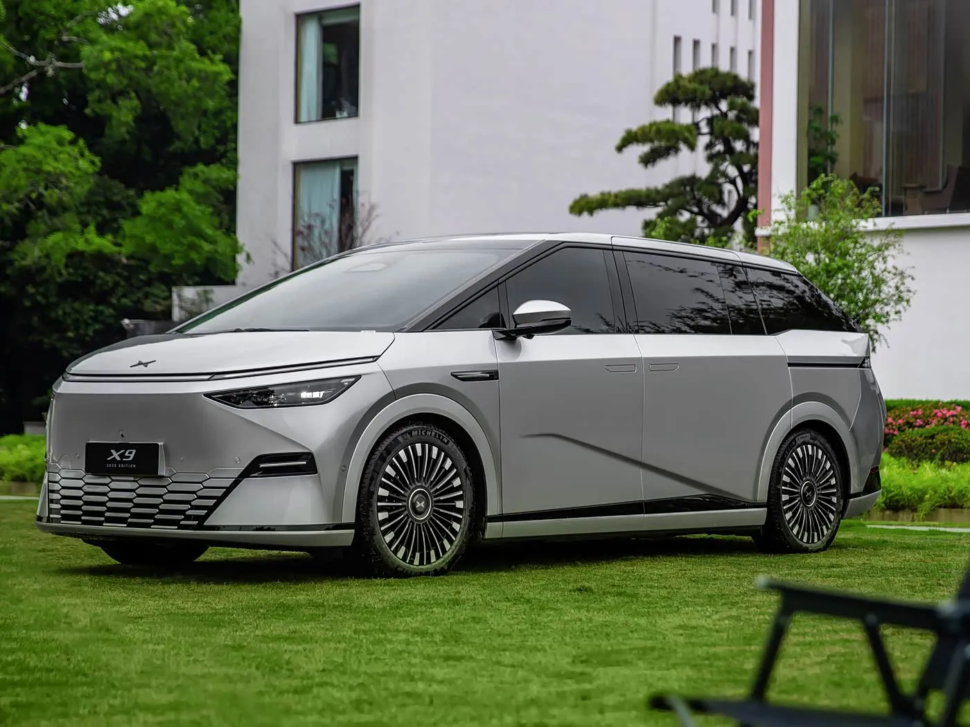 Xpeng X9 Lange afstand MPV SUV Puur elektrisch links sturend Concurrerende prijs Nieuw energievoertuig