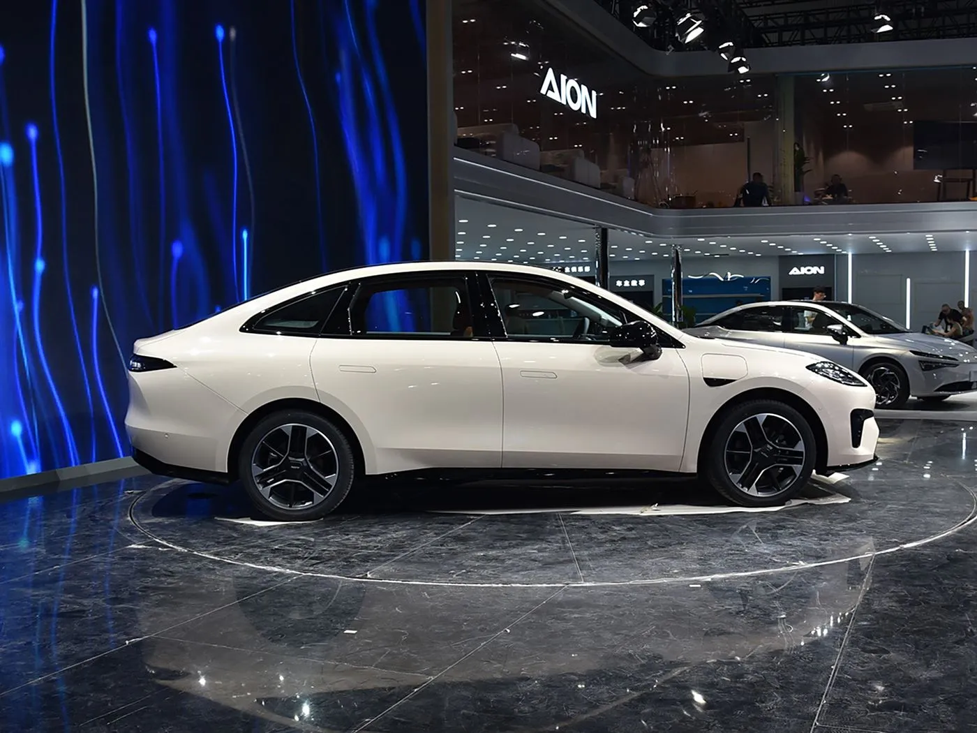 AION RT Elektrische SUV Linksgestuurde snelle EV Automatische versnellingsbak Hybride Mini Level Sedan Nieuw energievoertuig voor volwassenen