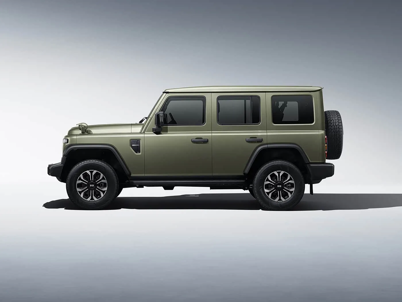 2025 BAIC 212 T01 Robuuste 4WD compacte SUV benzine/diesel 8AT en lederen interieur Verwarmd lederen stuurwiel Lange wielbasis