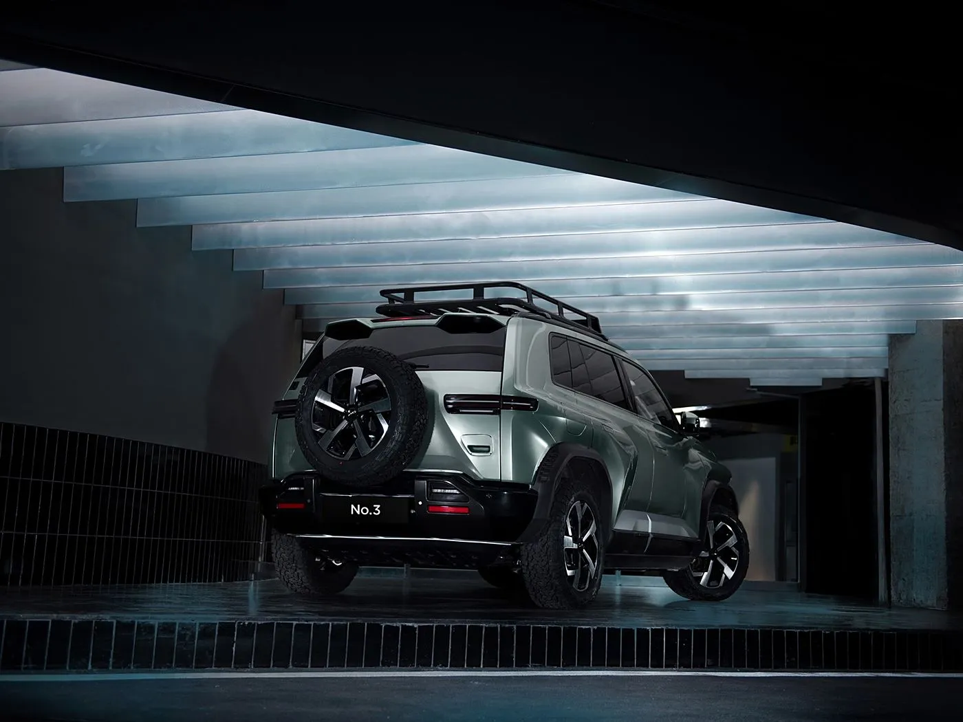BYD-vergelijking Leopard Titanium 3 puur elektrische compacte SUV met CLTC-bereik van 501 km, L2 ADAS en AWD/RWD-prestaties 4 deuren en 5 zitplaatsen en cruisecontrol op volle snelheid