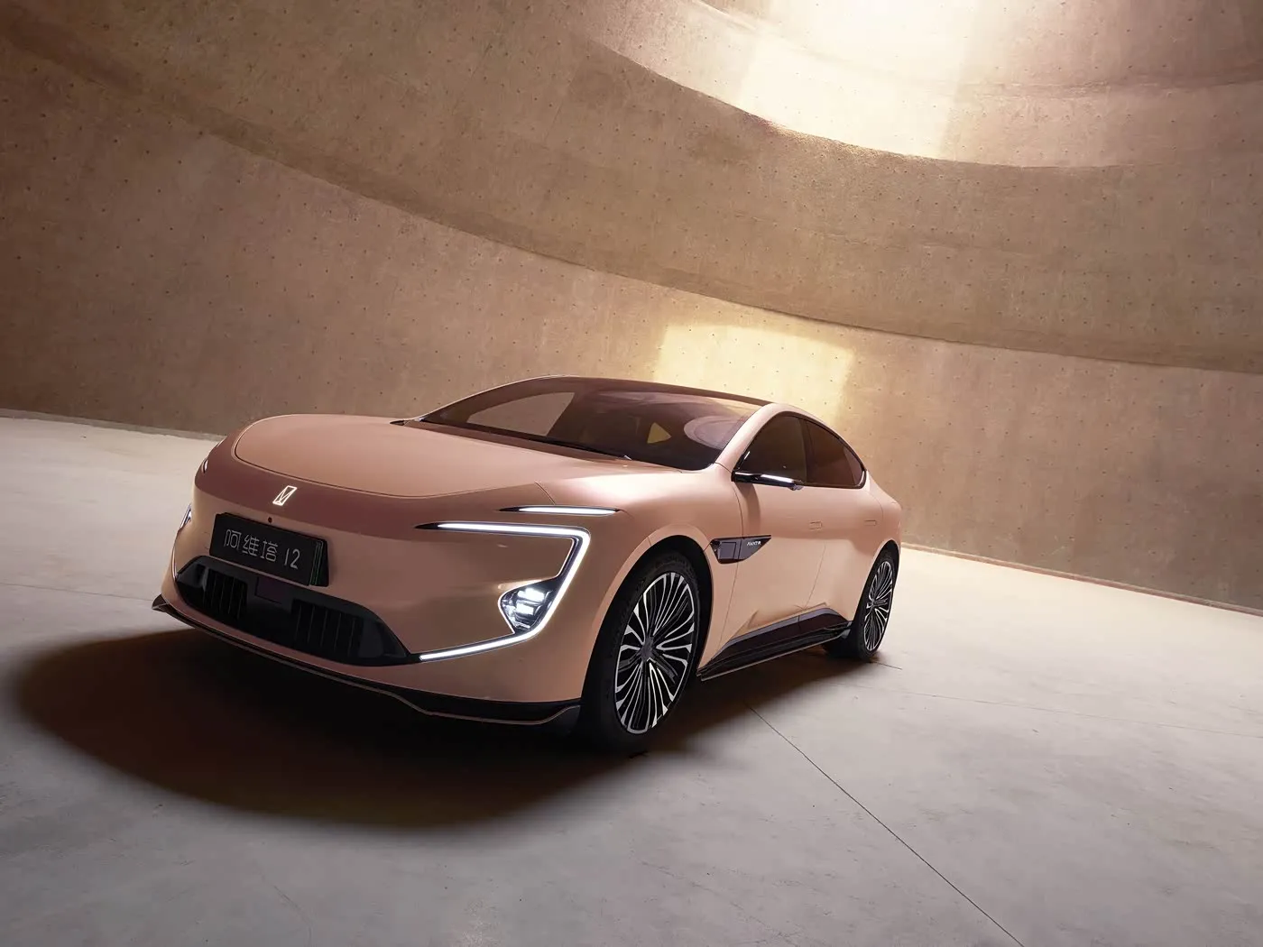 Avita 12 Royal Theatre Edition elektrische SUV Luxe puur elektrisch voertuig met ADS 3.0 voor premium rijervaring