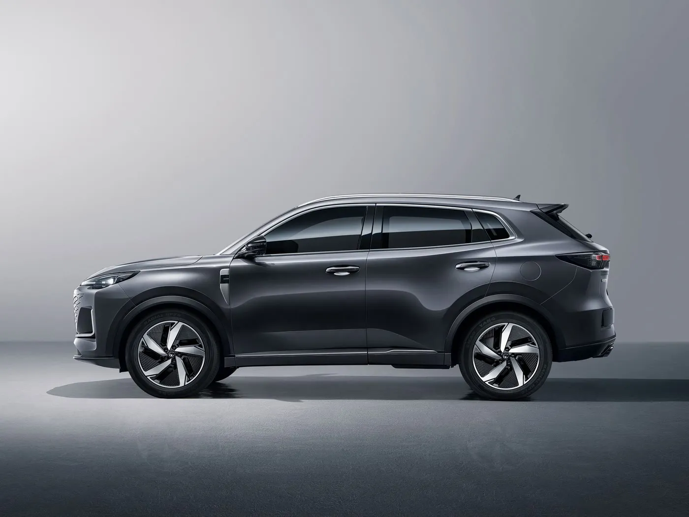 Changan CS55 PLUS compacte SUV 190 km/u topsnelheid, 360° camera, dual-zone AC en JBL audio premium afwerking