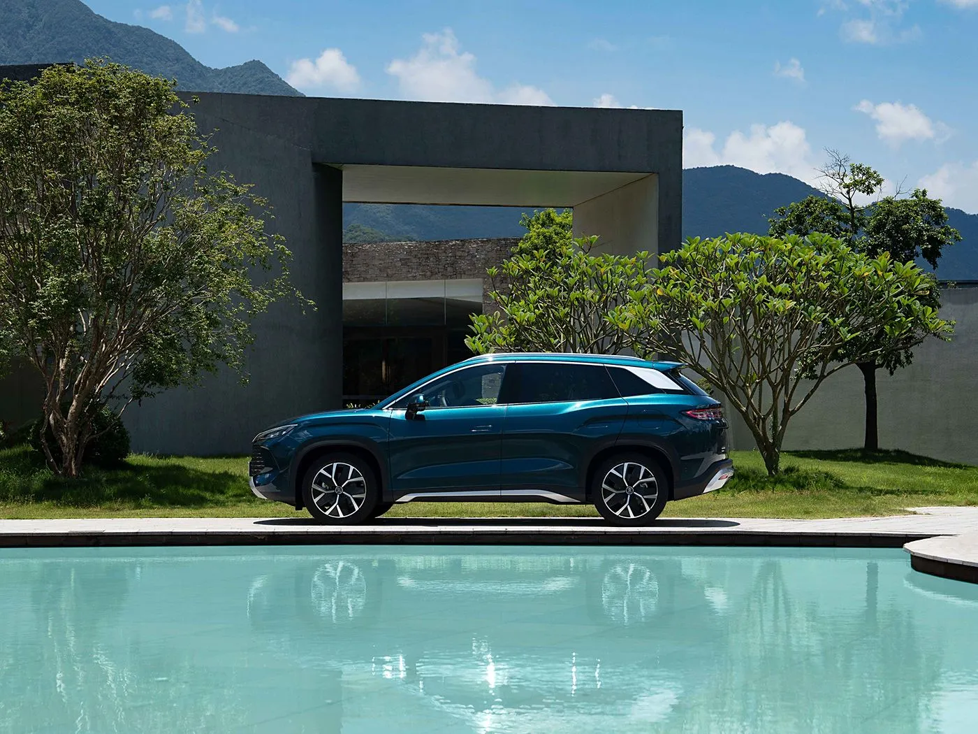 BYD Song L DM-i Compacte PHEV SUV Nieuw energievoertuig voor lange afstanden, hoge snelheid DiPilot 2.0 Verwarmde stoelen 360° panoramische camera