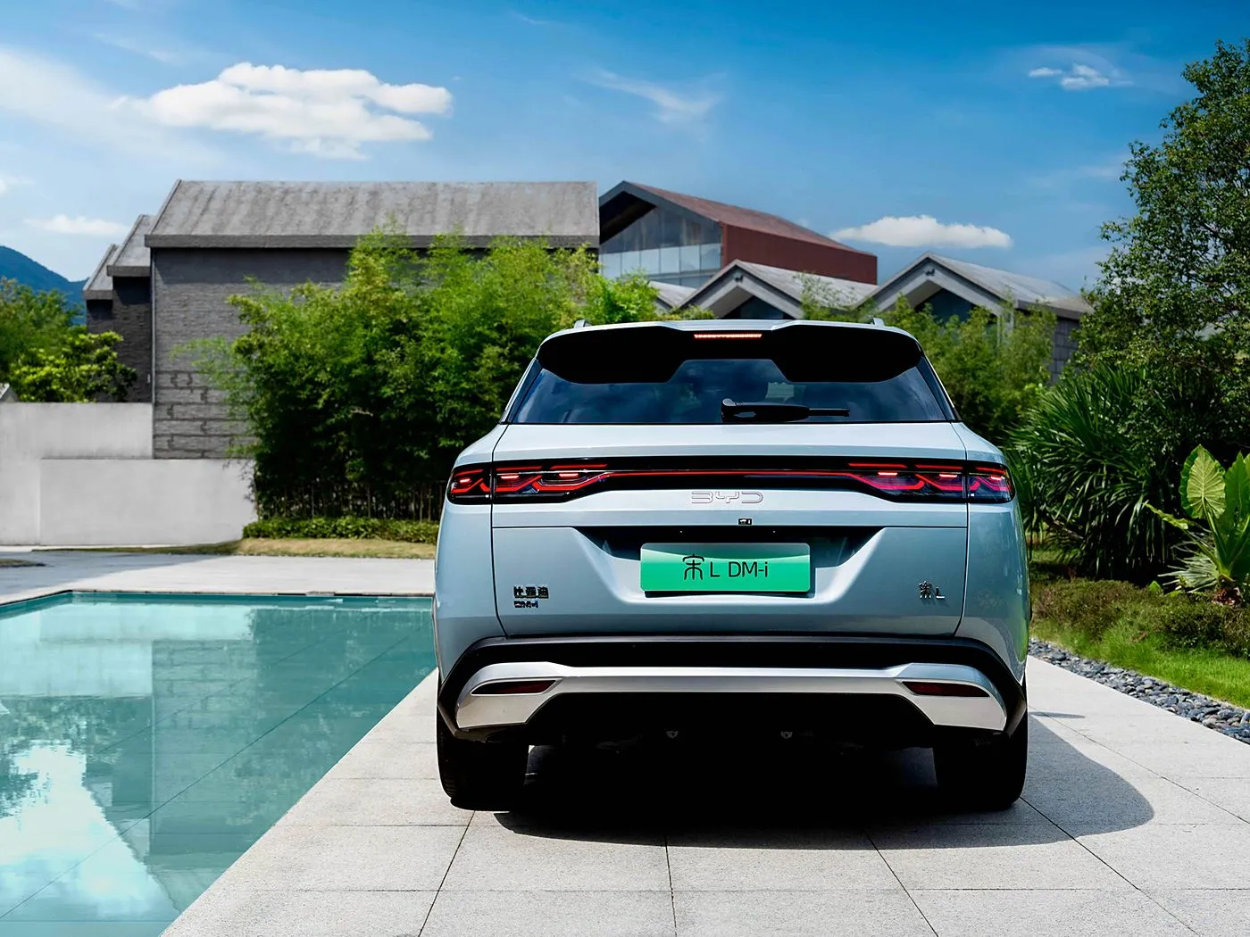 BYD Song L DM-i Compacte PHEV SUV Nieuw energievoertuig voor lange afstanden, hoge snelheid DiPilot 2.0 Verwarmde stoelen 360° panoramische camera
