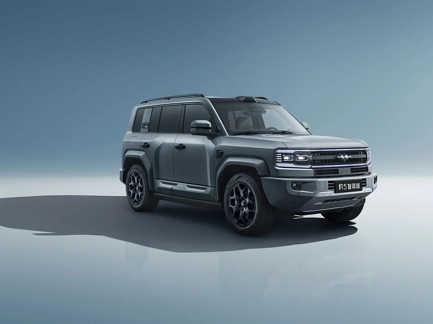 Premium BYD Leopard 5 hybride PHEV offroad-SUV met 15,6-inch scherm, 4x4-aandrijving, 4WD, brandstoftank van 83 liter