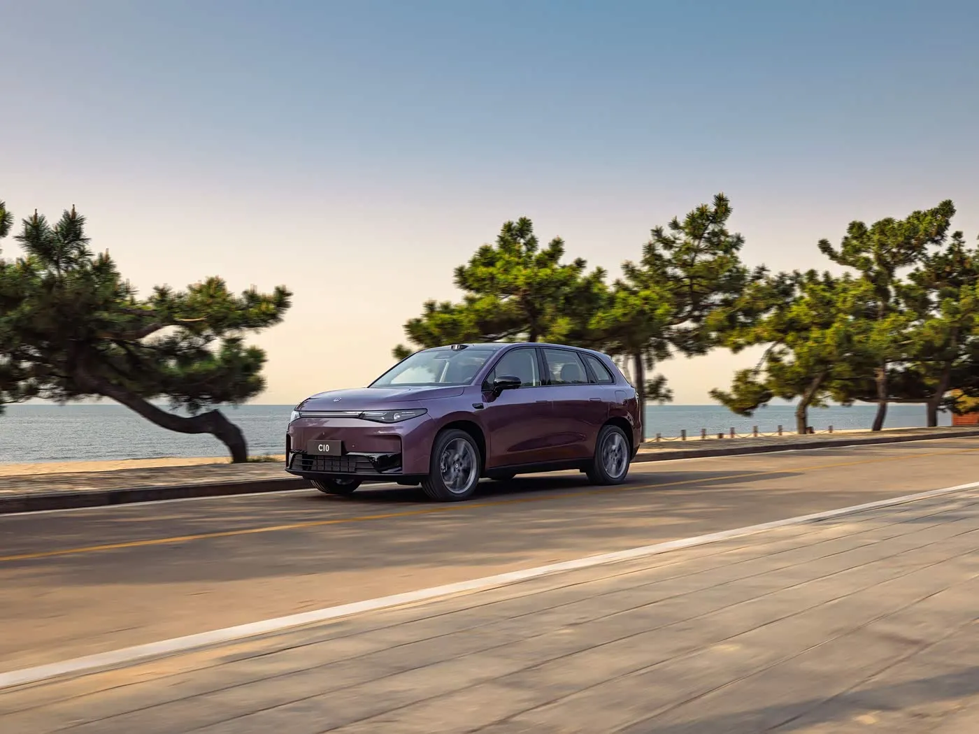 LEAPMOTOR C10 hybride snelle elektrische 4WD-SUV 170 km bereik Nieuw energievoertuig uit China
