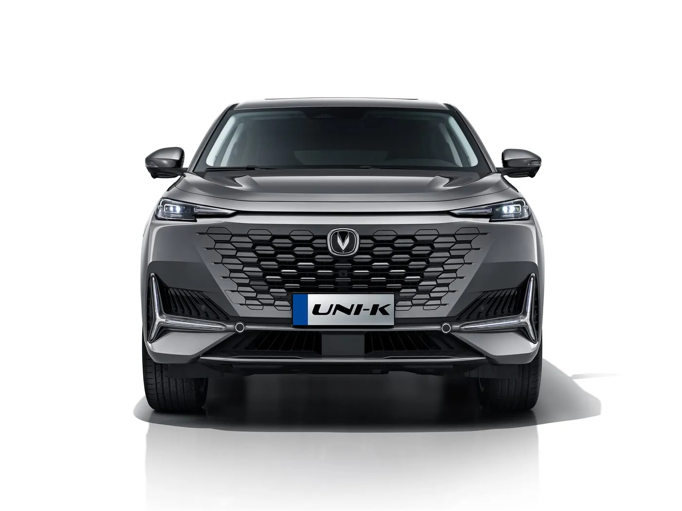BYD E2 Luxe elektrische EV Sedan SUV Hatchback Auto met links stuur en lithiumbatterijmotor China's nieuwe energievoertuig