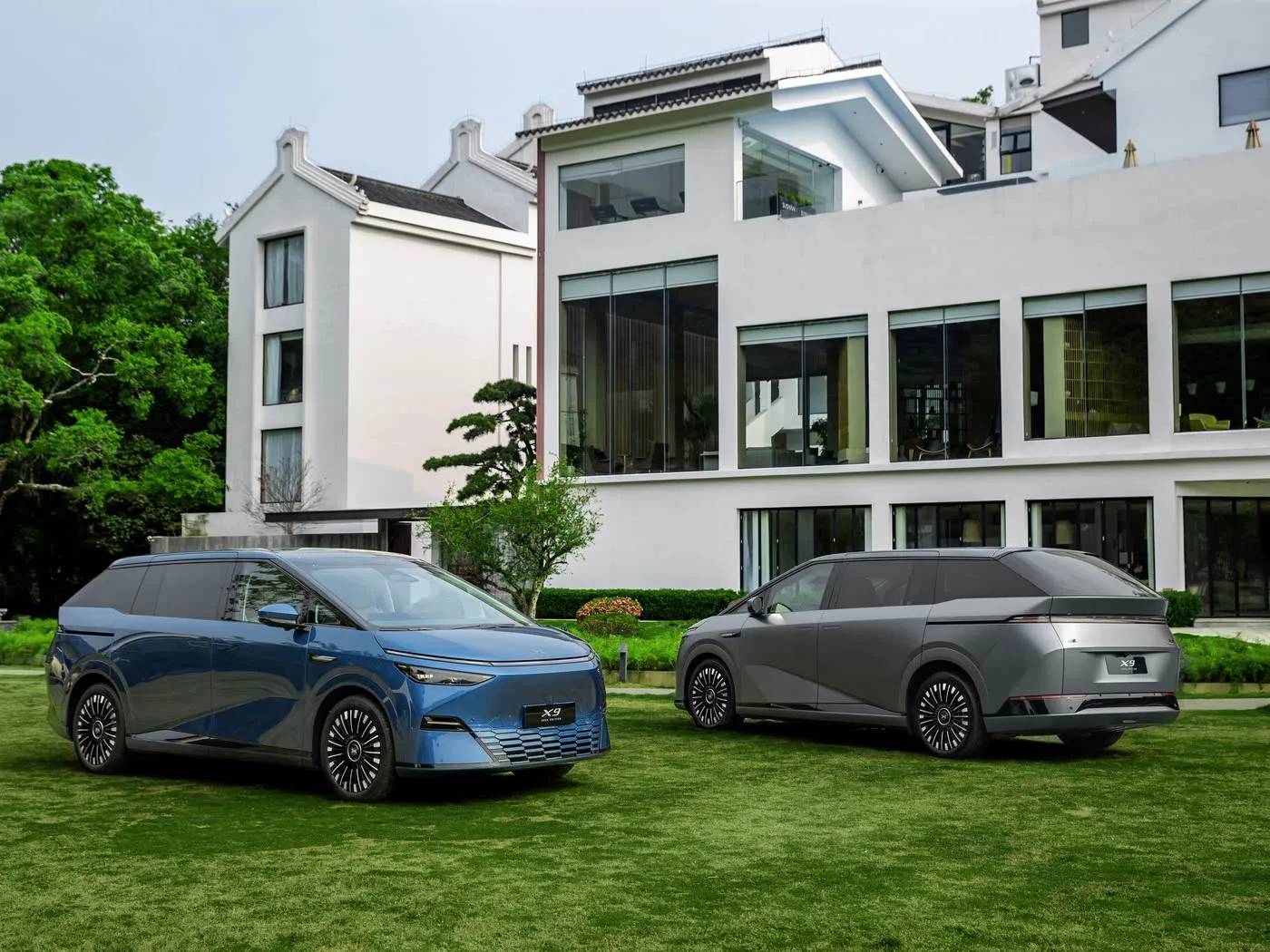 Xpeng X9 Lange afstand MPV SUV Puur elektrisch links sturend Concurrerende prijs Nieuw energievoertuig