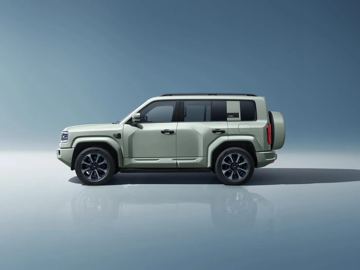 Premium BYD Leopard 5 hybride PHEV offroad-SUV met 15,6-inch scherm, 4x4-aandrijving, 4WD, brandstoftank van 83 liter