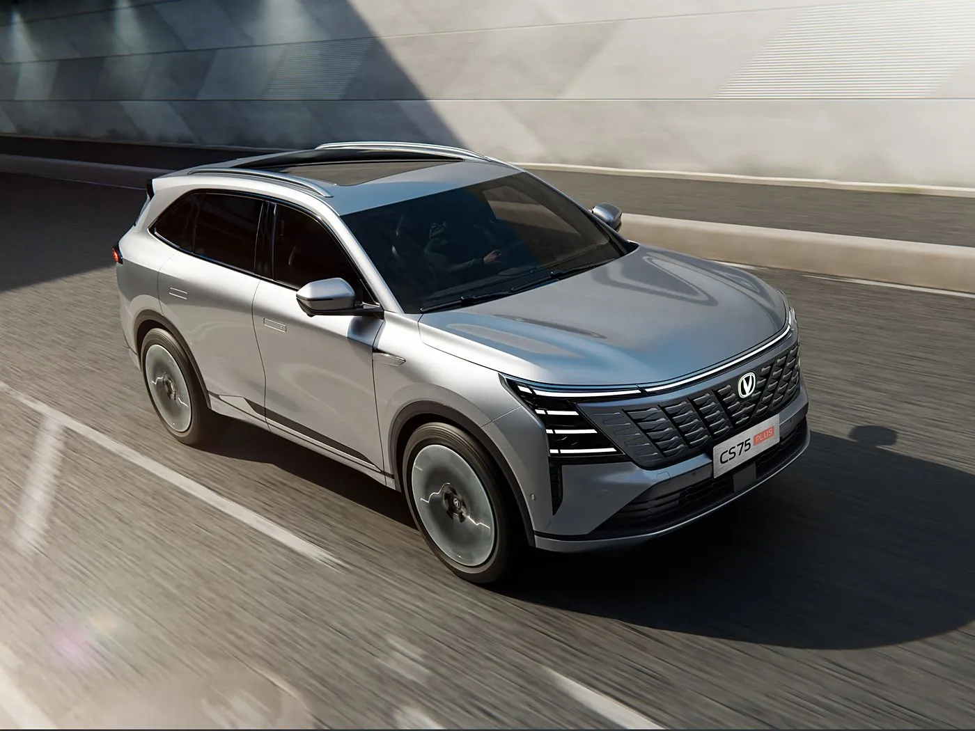 Changan CS75 PLUS 1.5T/2.0T compacte SUV met L2.5 Assist, 15,6" touchscreen en lange wielbasis