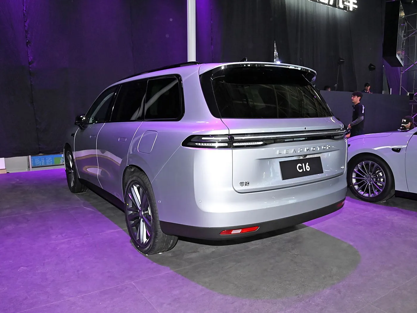 Leapmotor C16 5-deurs 6-zits EV SUV 4WD Rijmodus Links sturen Elektrisch en hybride Brandstof New Energy Auto